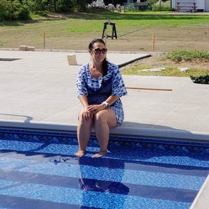 Meet your Posher, Danielle